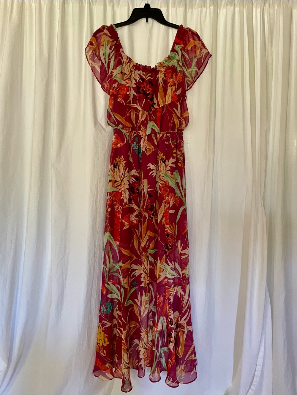 Express Red Floral Romantic Off-Shoulder Maxi Dress - Picture 5 of 14